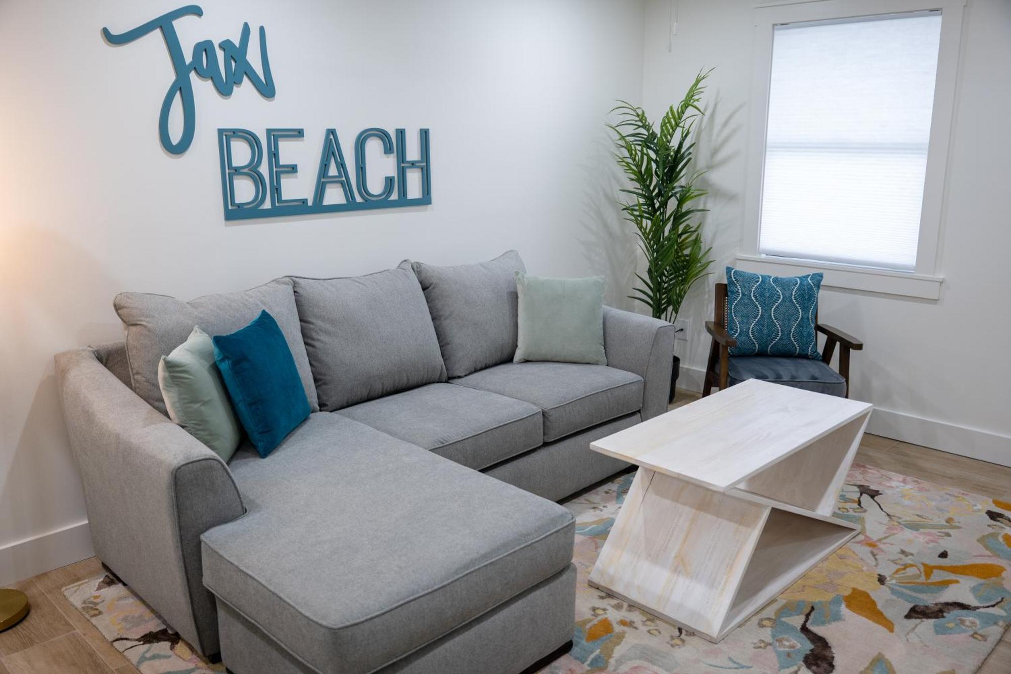 Be A Nomad Lovely 2Br 1Blk From The Ocean แจ็กสันวิลล์บีช ภายนอก รูปภาพ